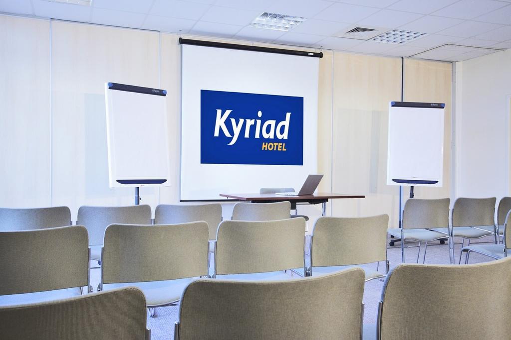 Kyriad Hotel Chartres